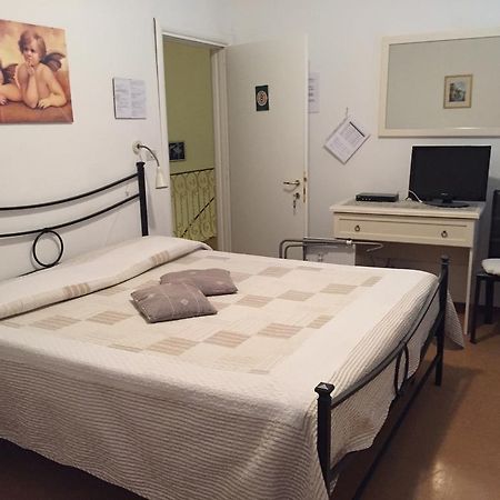 Hotel Plinio Lenno Buitenkant foto