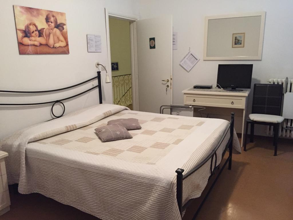 Hotel Plinio Lenno Buitenkant foto