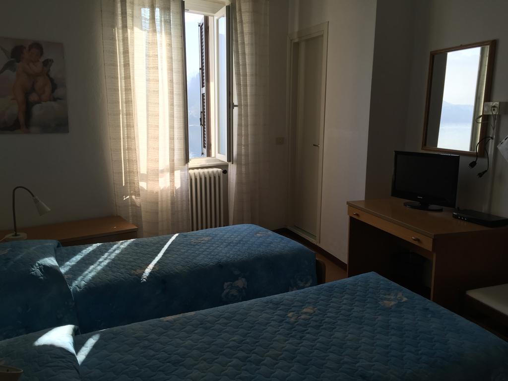 Hotel Plinio Lenno Kamer foto